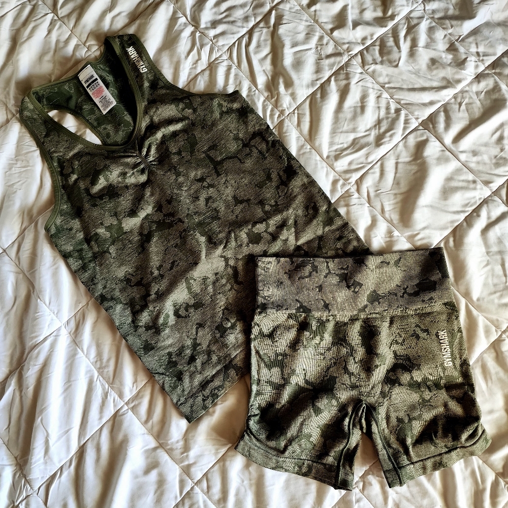 Gymshark camo set